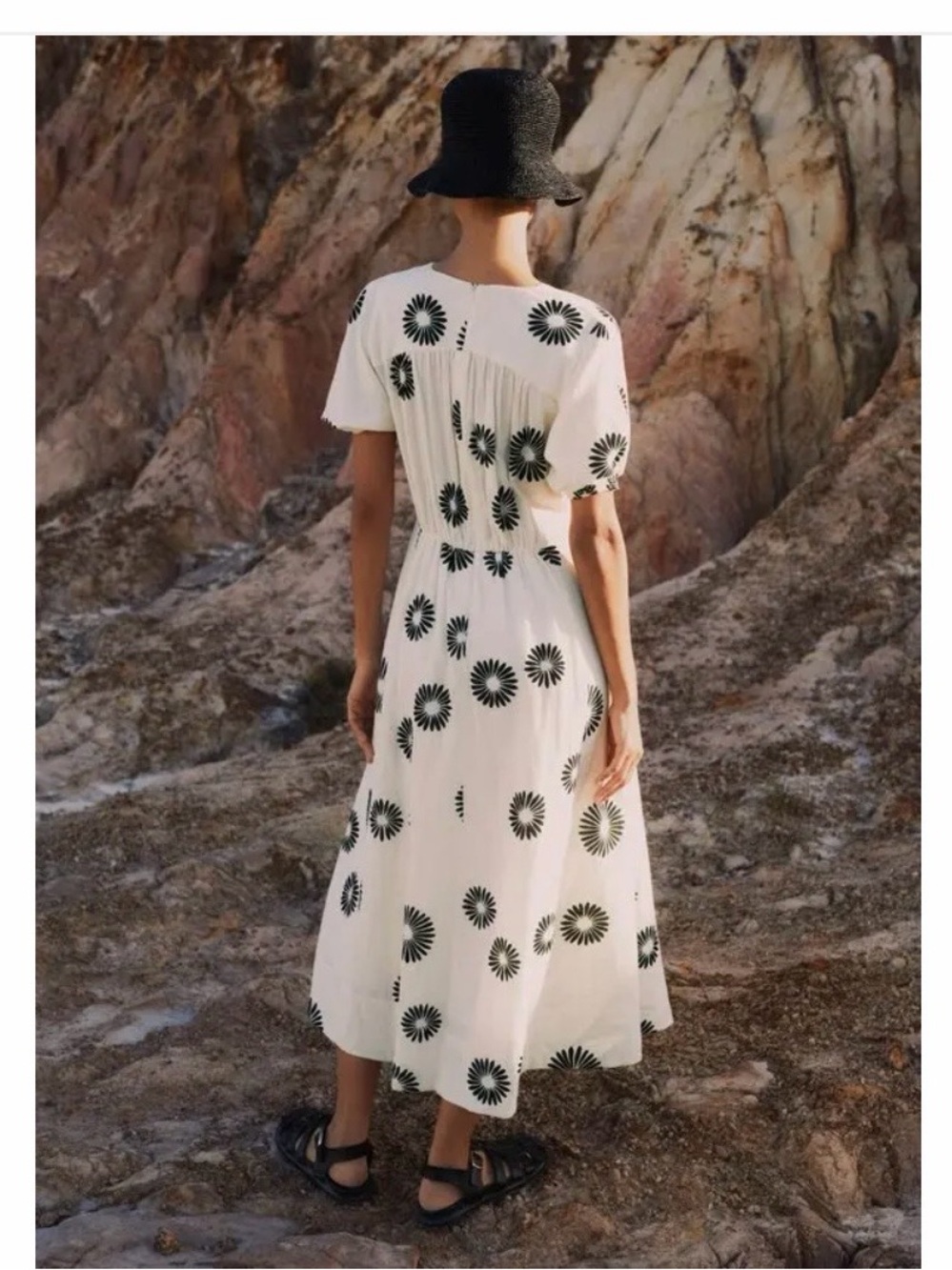 ME+EM Cheesecloth Modern Daisy Print Midi Dress Crème Black Sz 2 - Picture 3 of 17